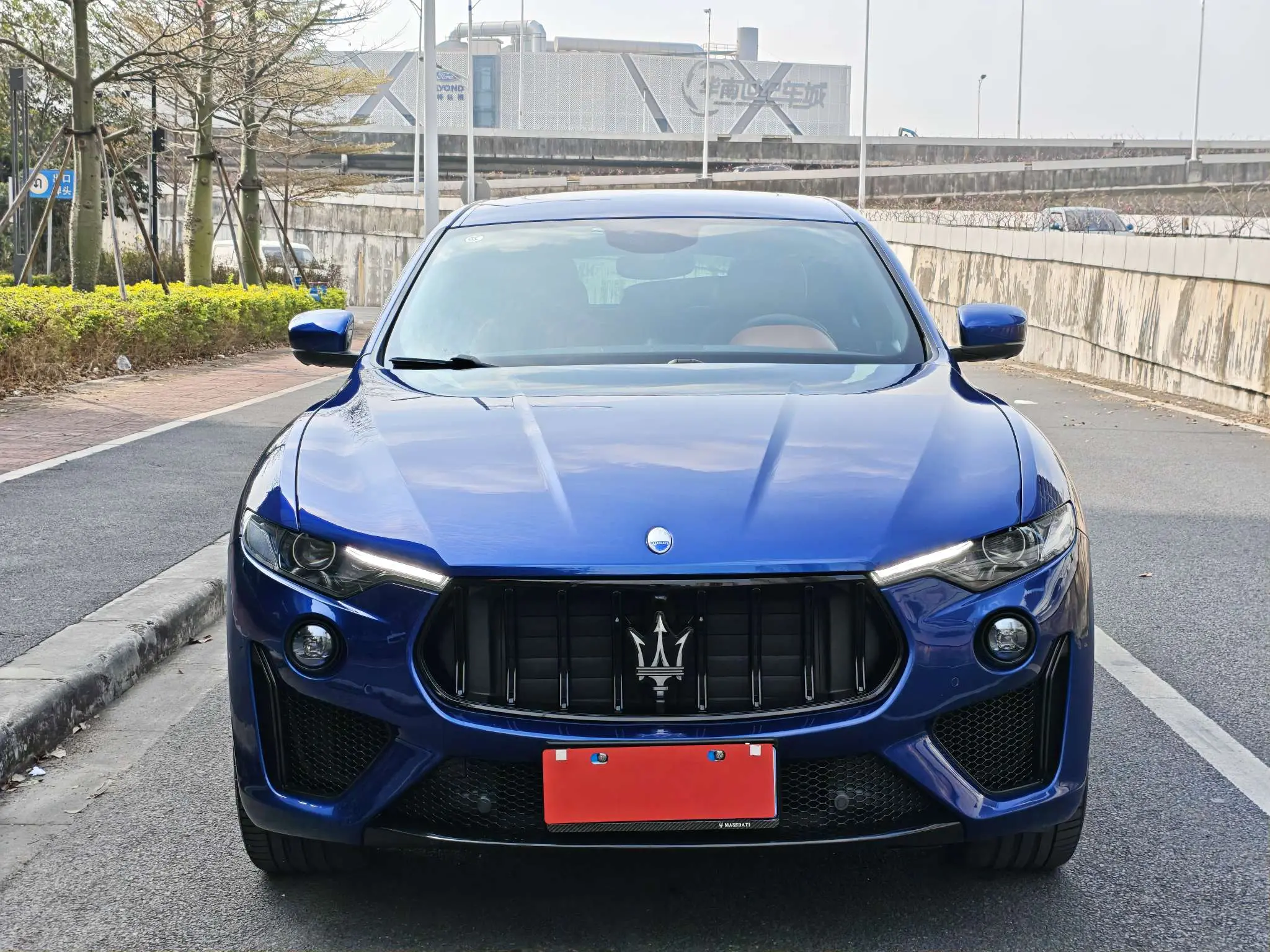 Maserati Levante  из Китая
