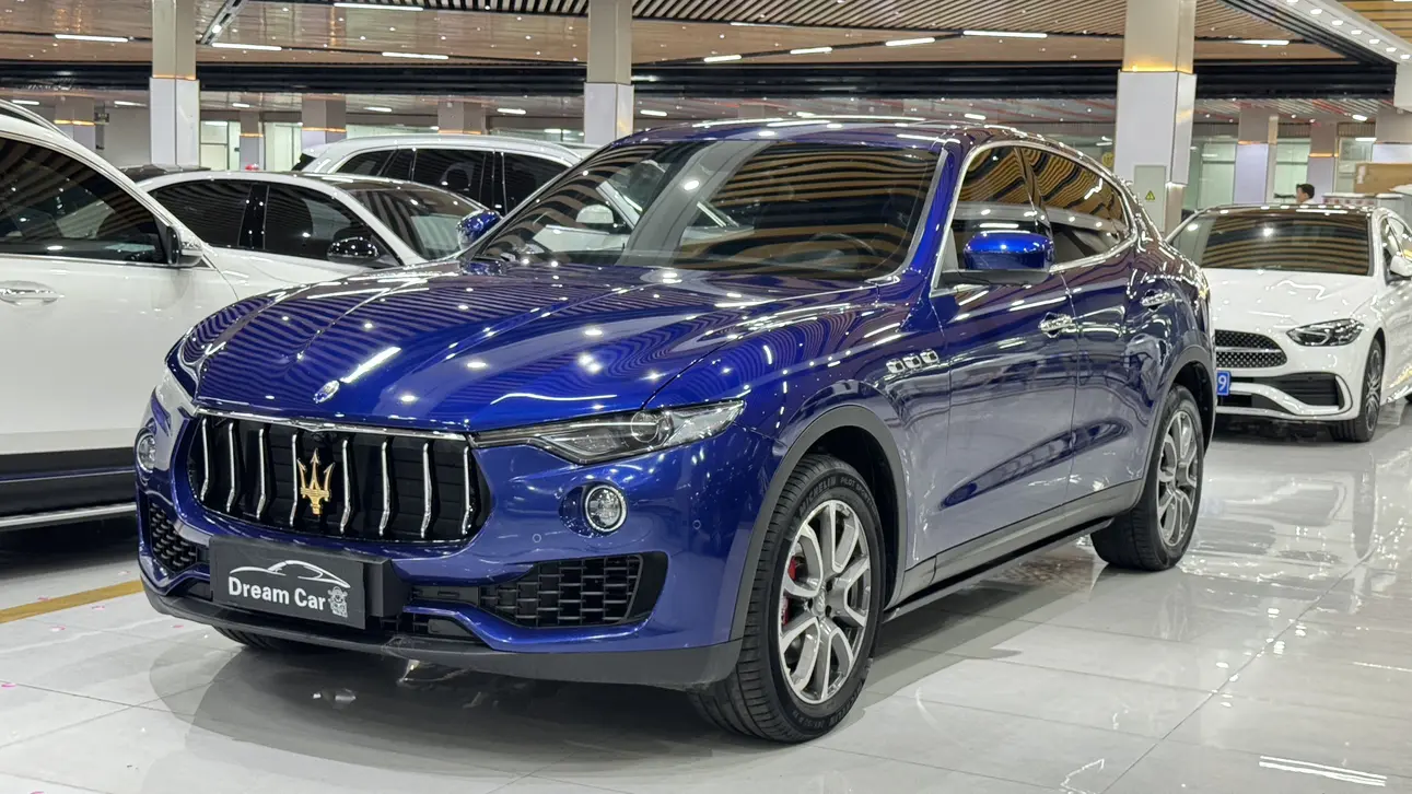 Maserati Levante  из Китая