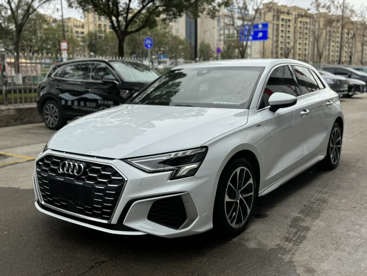 Audi A3  из Китая