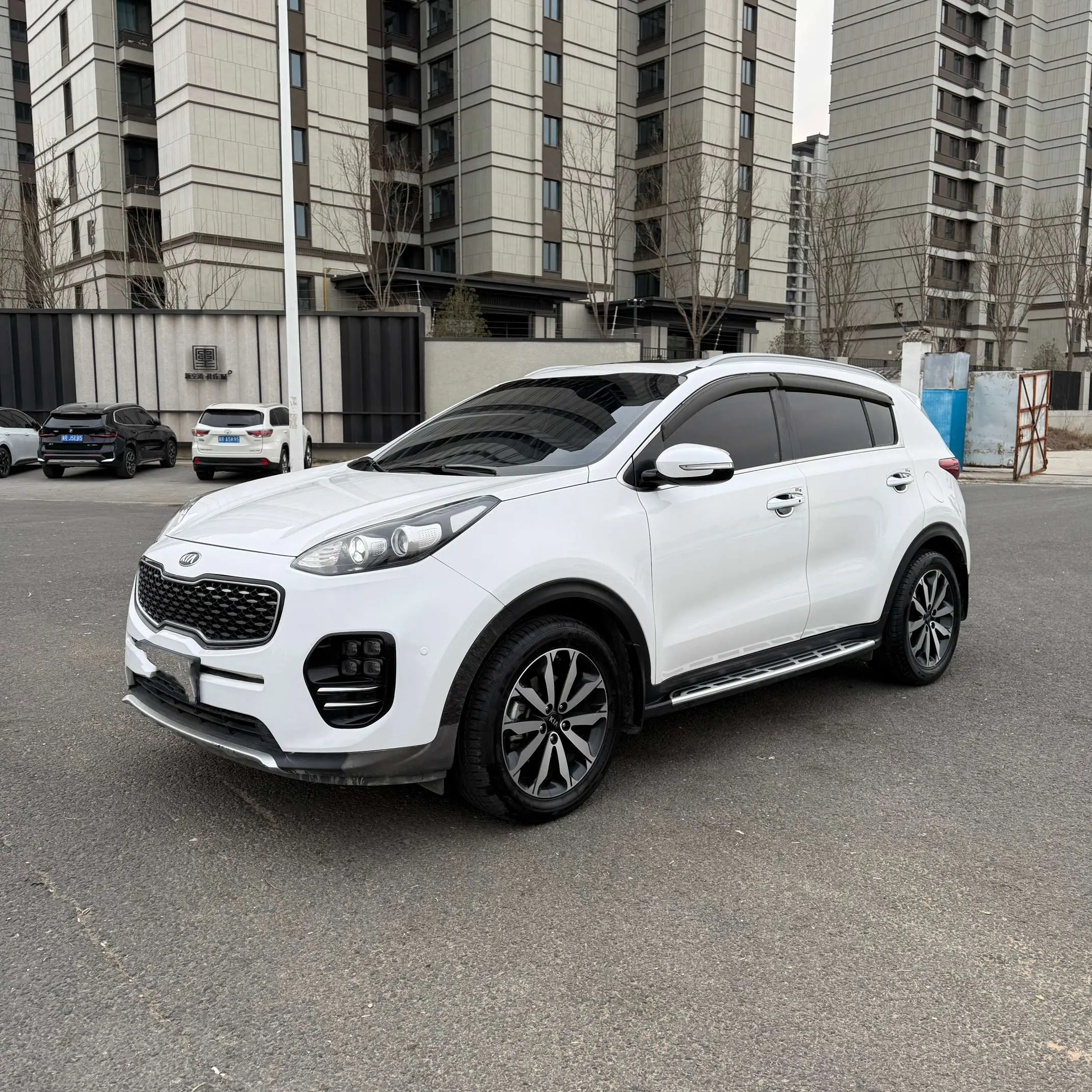 Kia KX5  из Китая