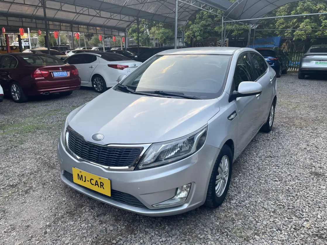 Kia K2  из Китая