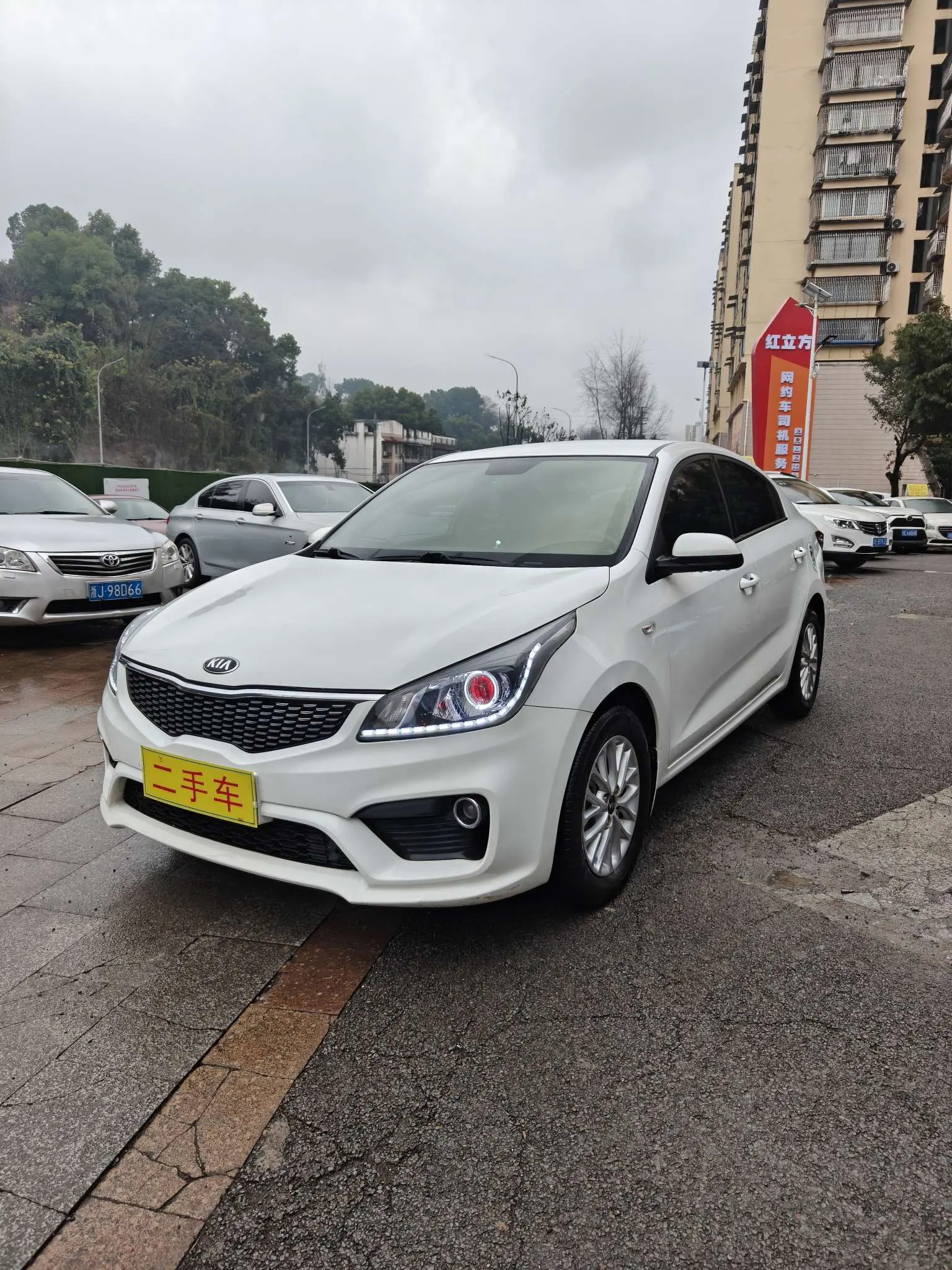 Kia K2  из Китая