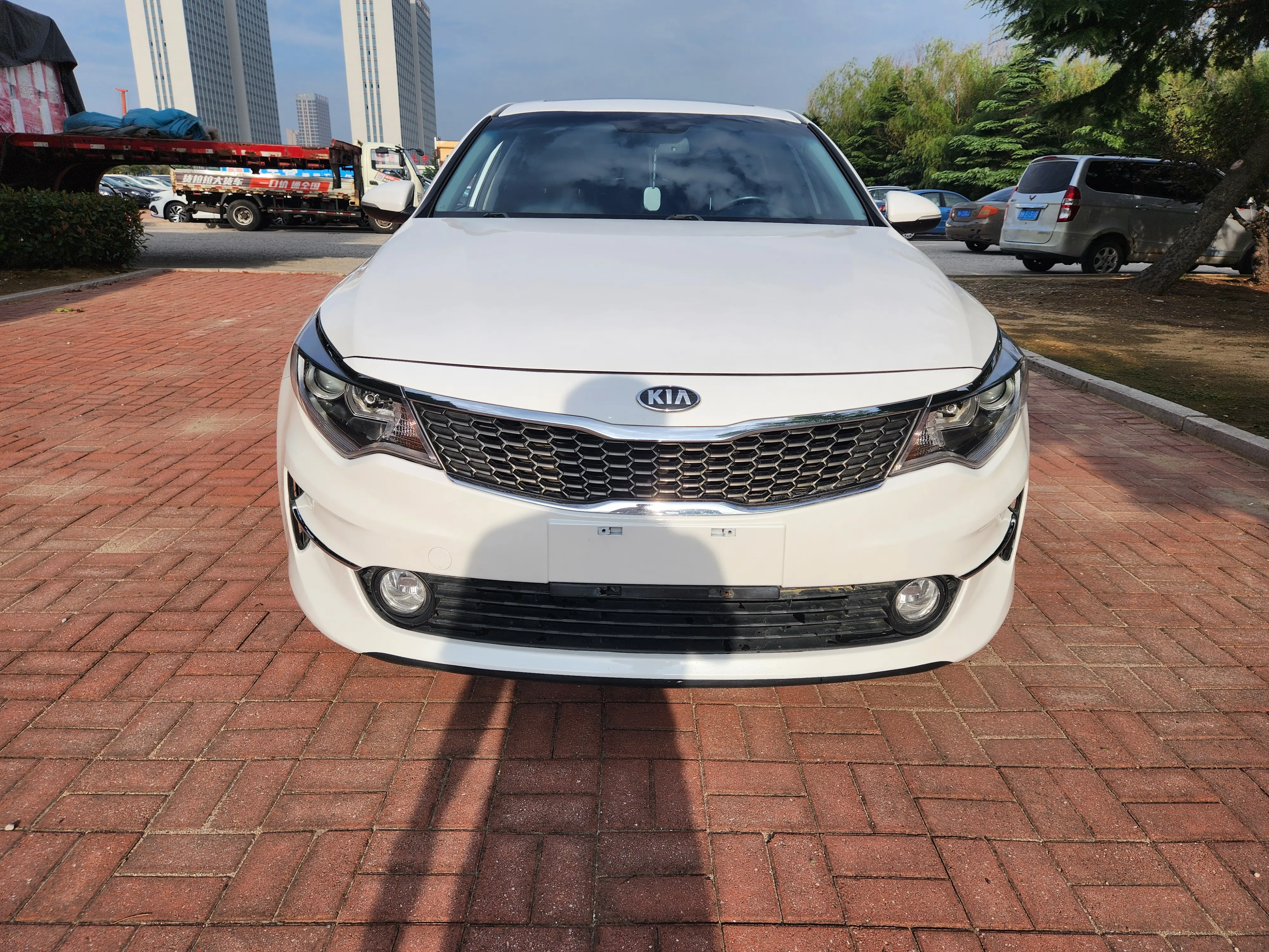 Kia K5  из Китая