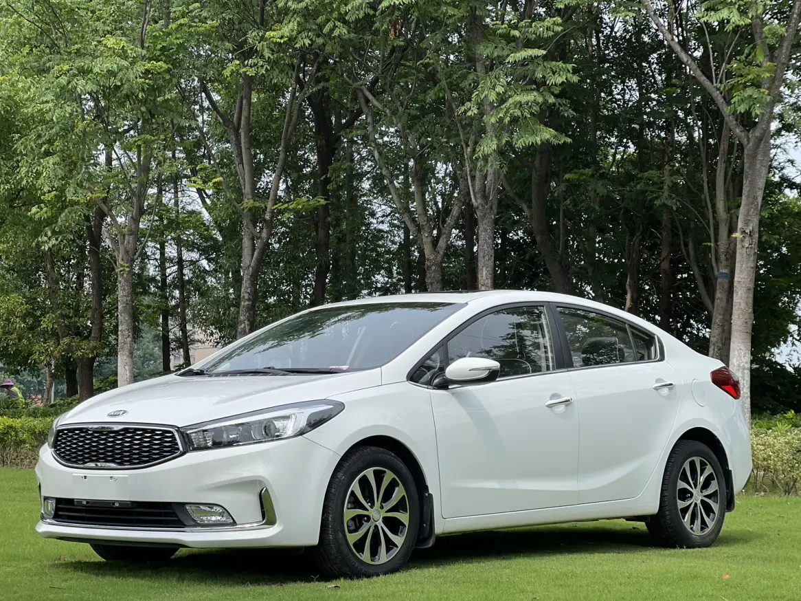 Kia K3  из Китая