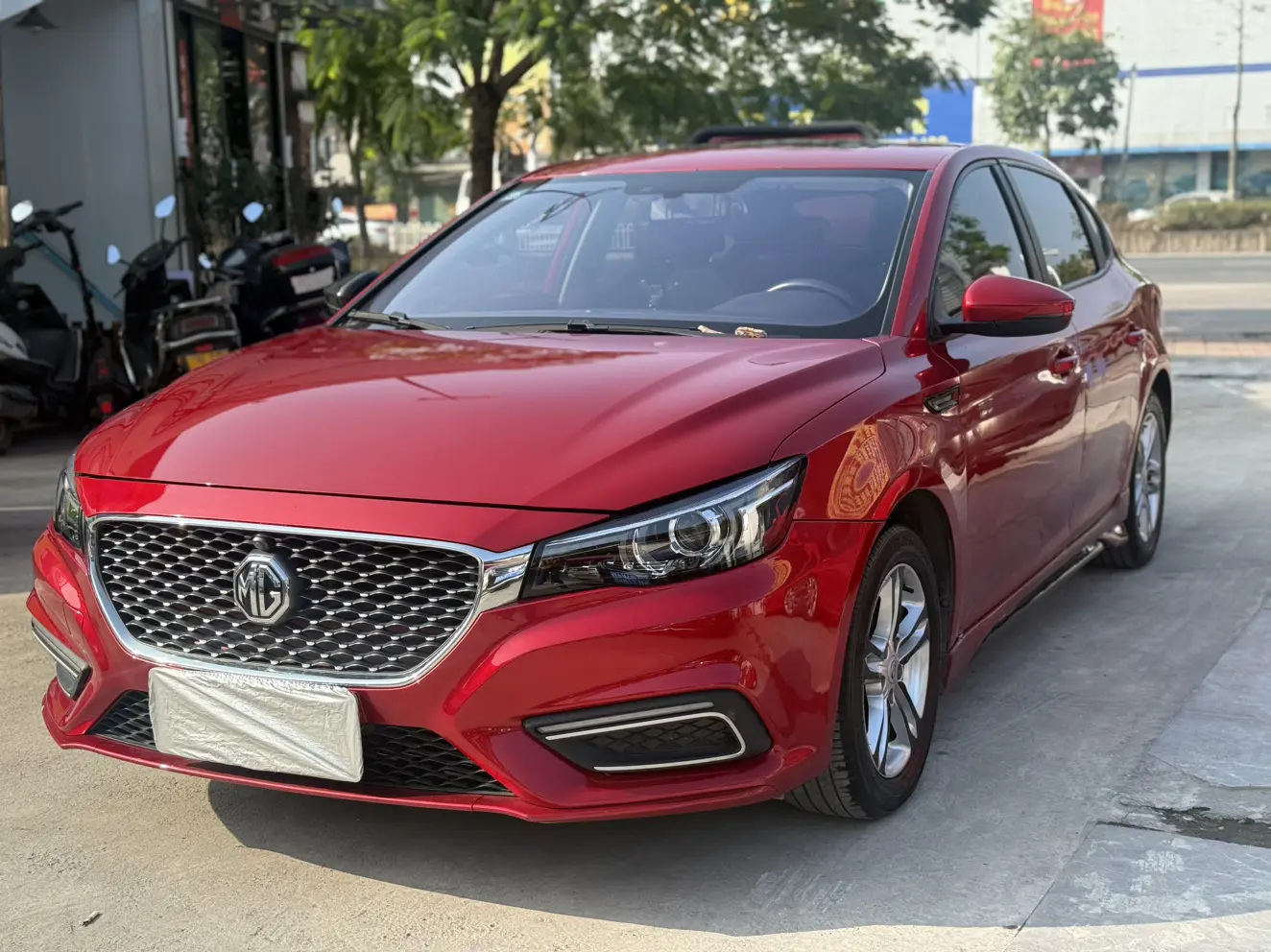 MG 6  из Китая