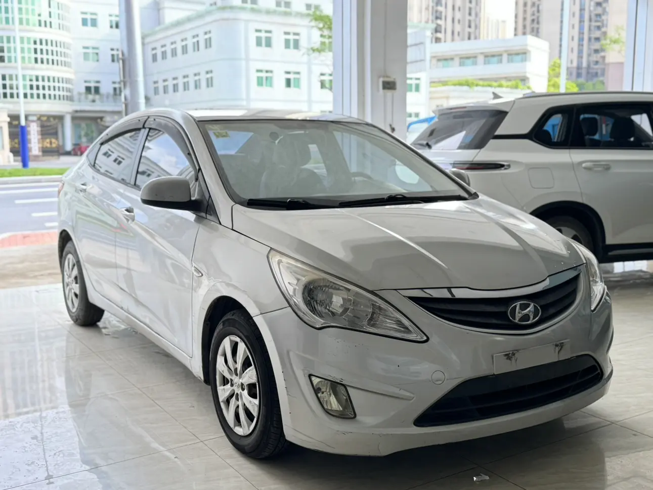 Hyundai Verna (Rena)  из Китая
