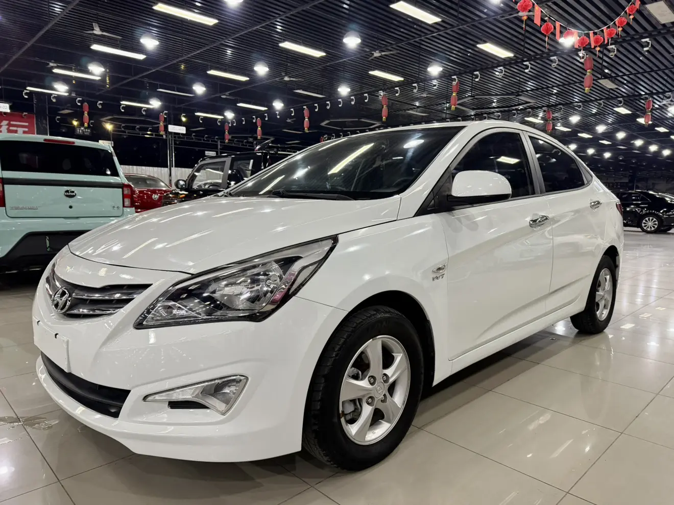 Hyundai Verna (Rena)  из Китая