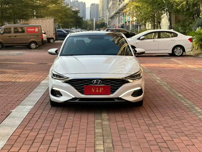 Hyundai Lafesta (Festa)  из Китая