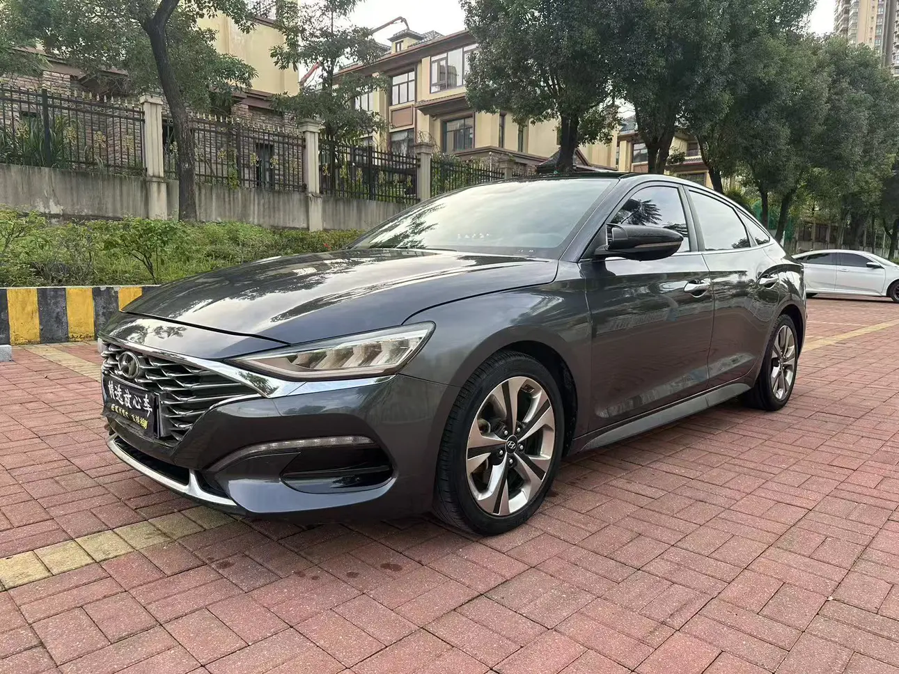 Hyundai Lafesta (Festa)  из Китая