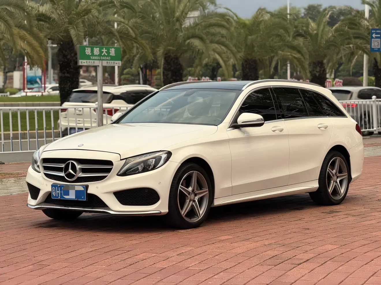 Mercedes-Benz C-Class  из Китая