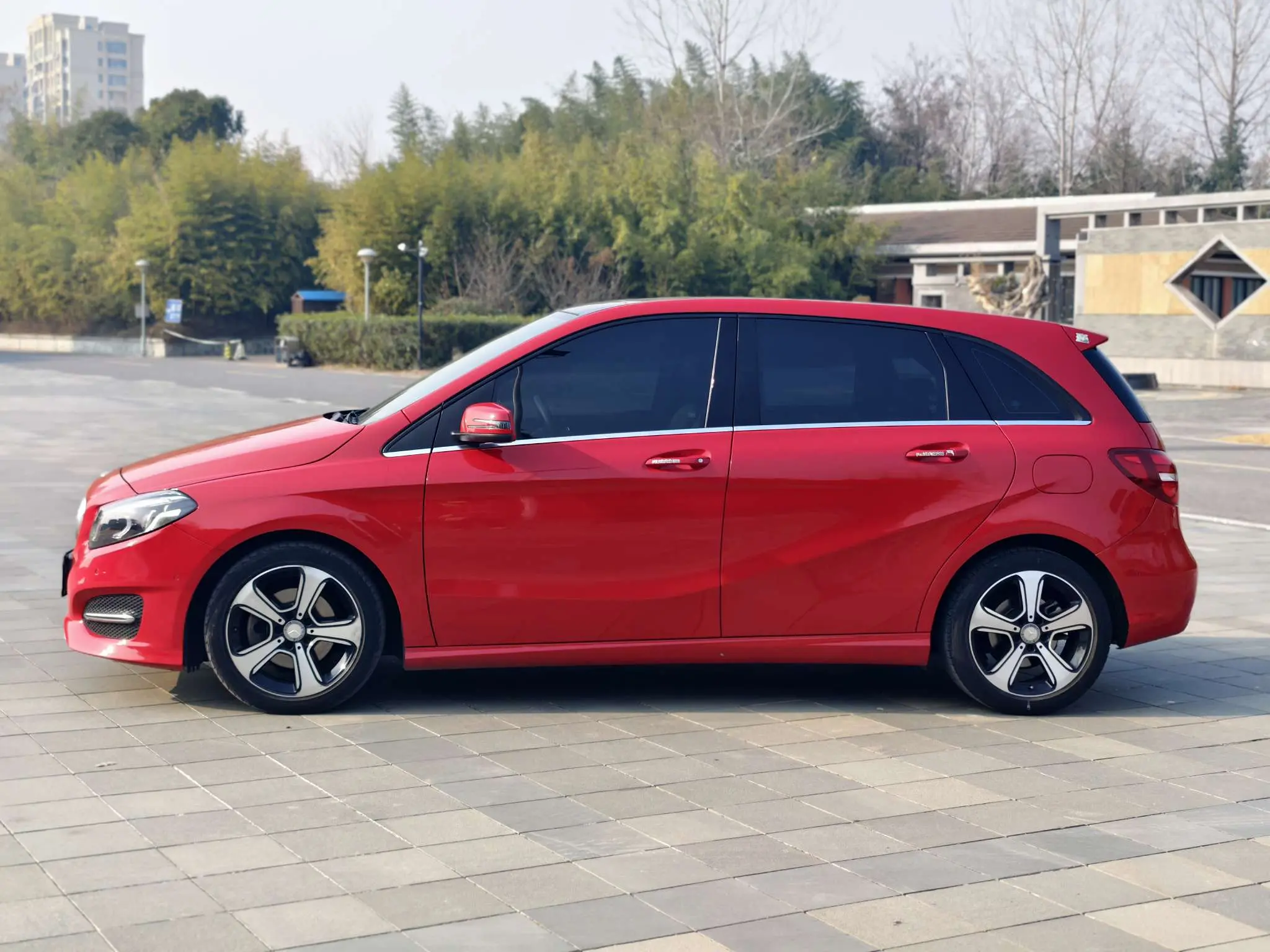 Mercedes-Benz Mercedes Benz B Class  из Китая