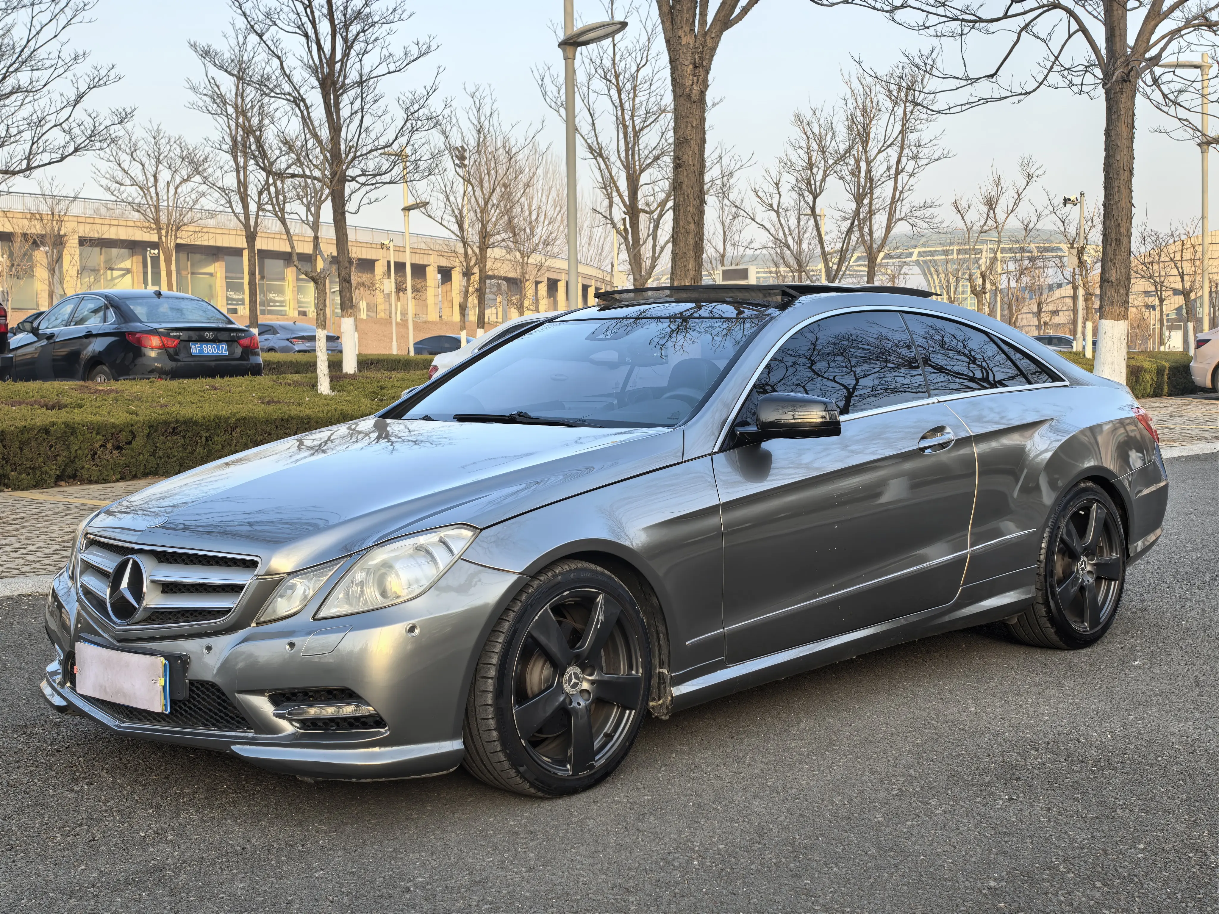 Mercedes-Benz E-Class  из Китая