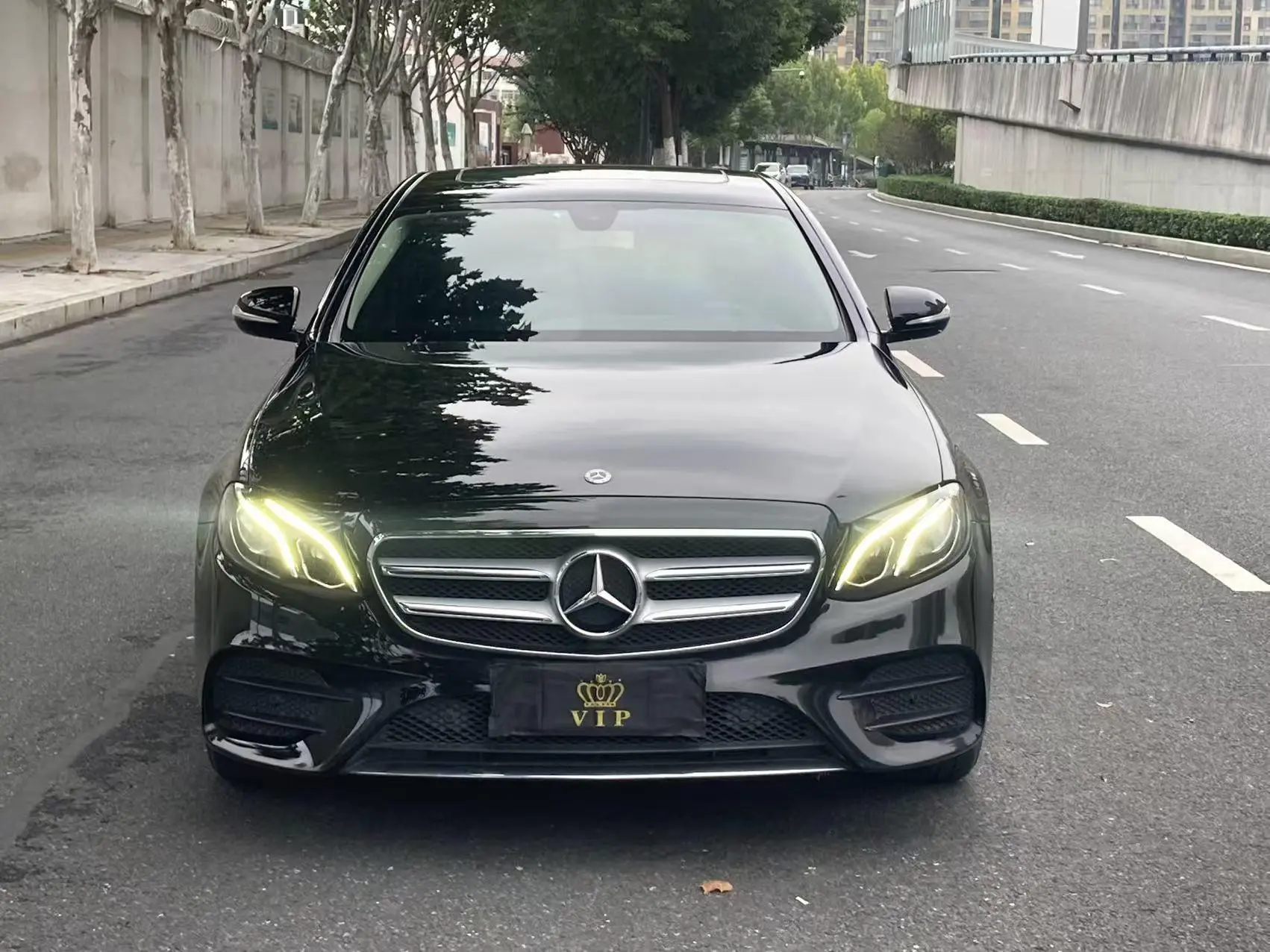 Mercedes-Benz E-Class  из Китая
