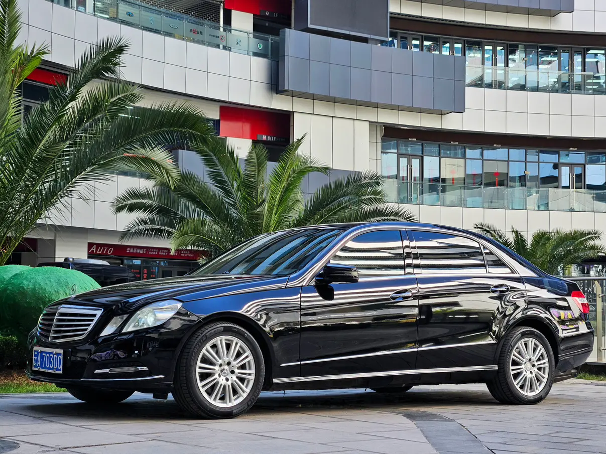 Mercedes-Benz E-Class  из Китая