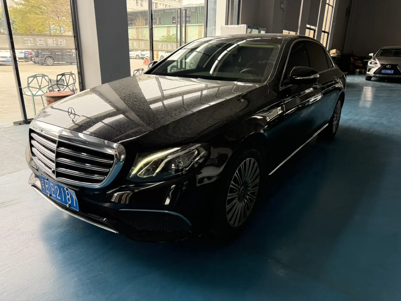 Mercedes-Benz E-Class  из Китая