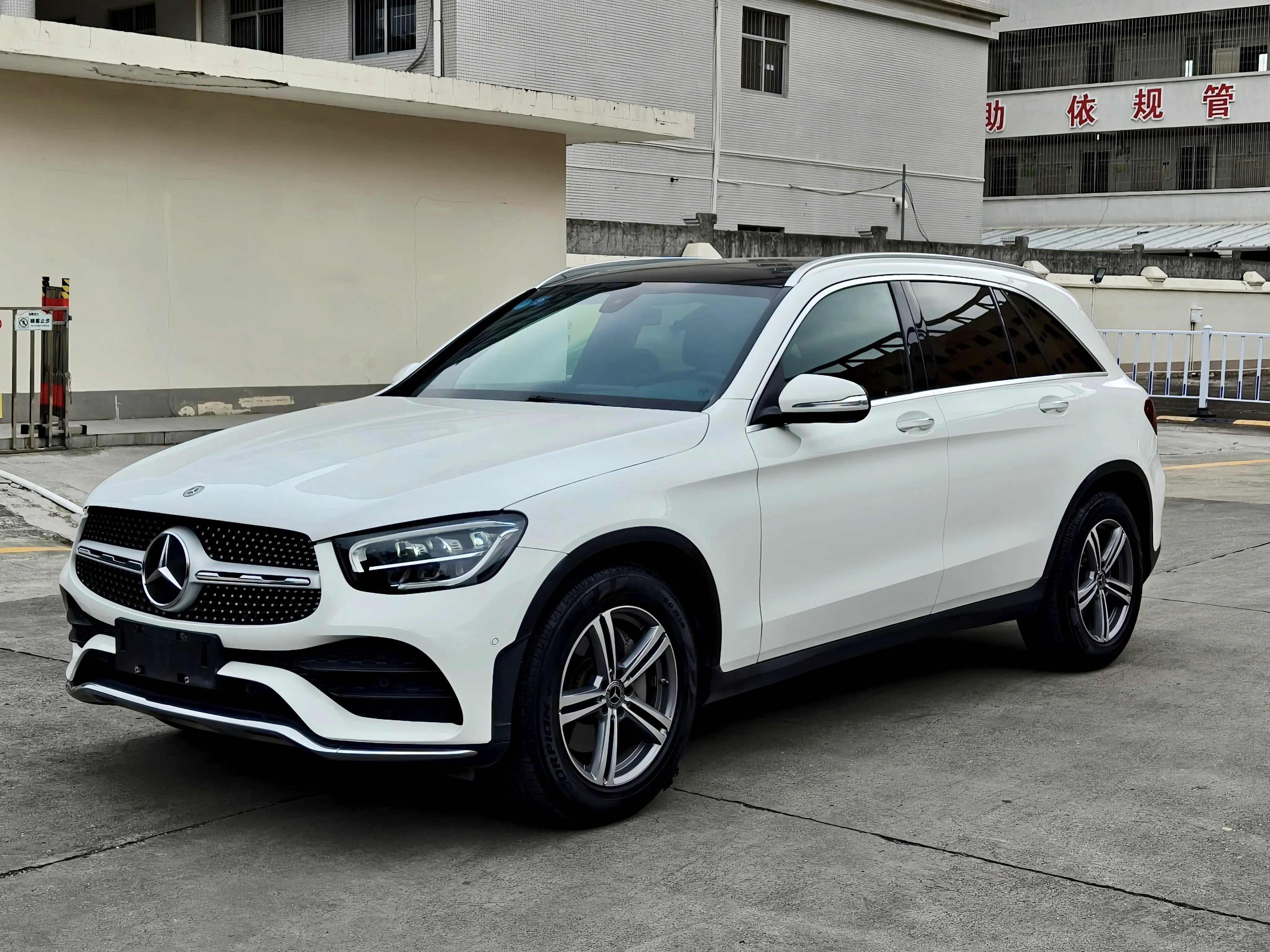 Mercedes-Benz GLC  из Китая