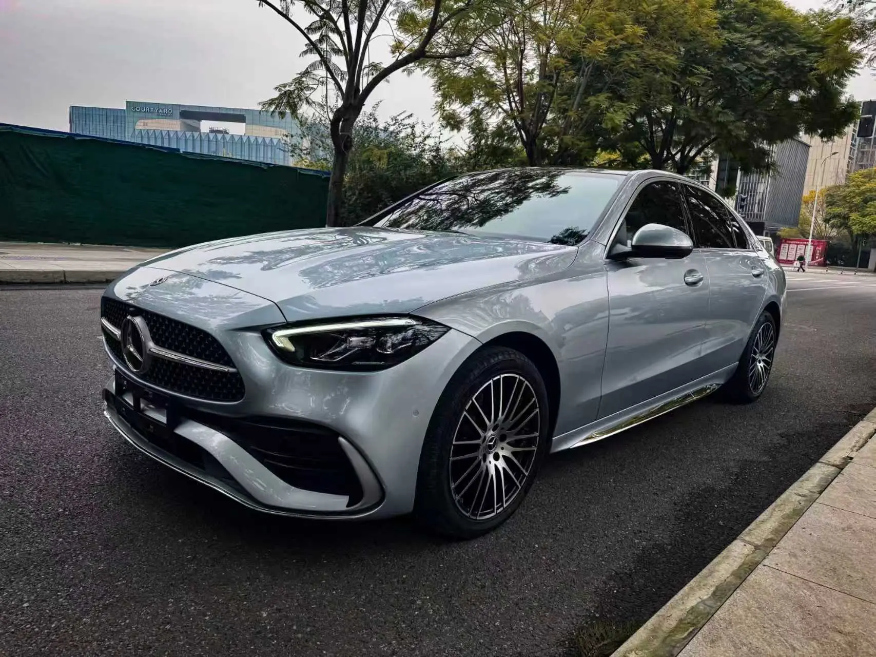 MERCEDES-BENZ C-CLASS