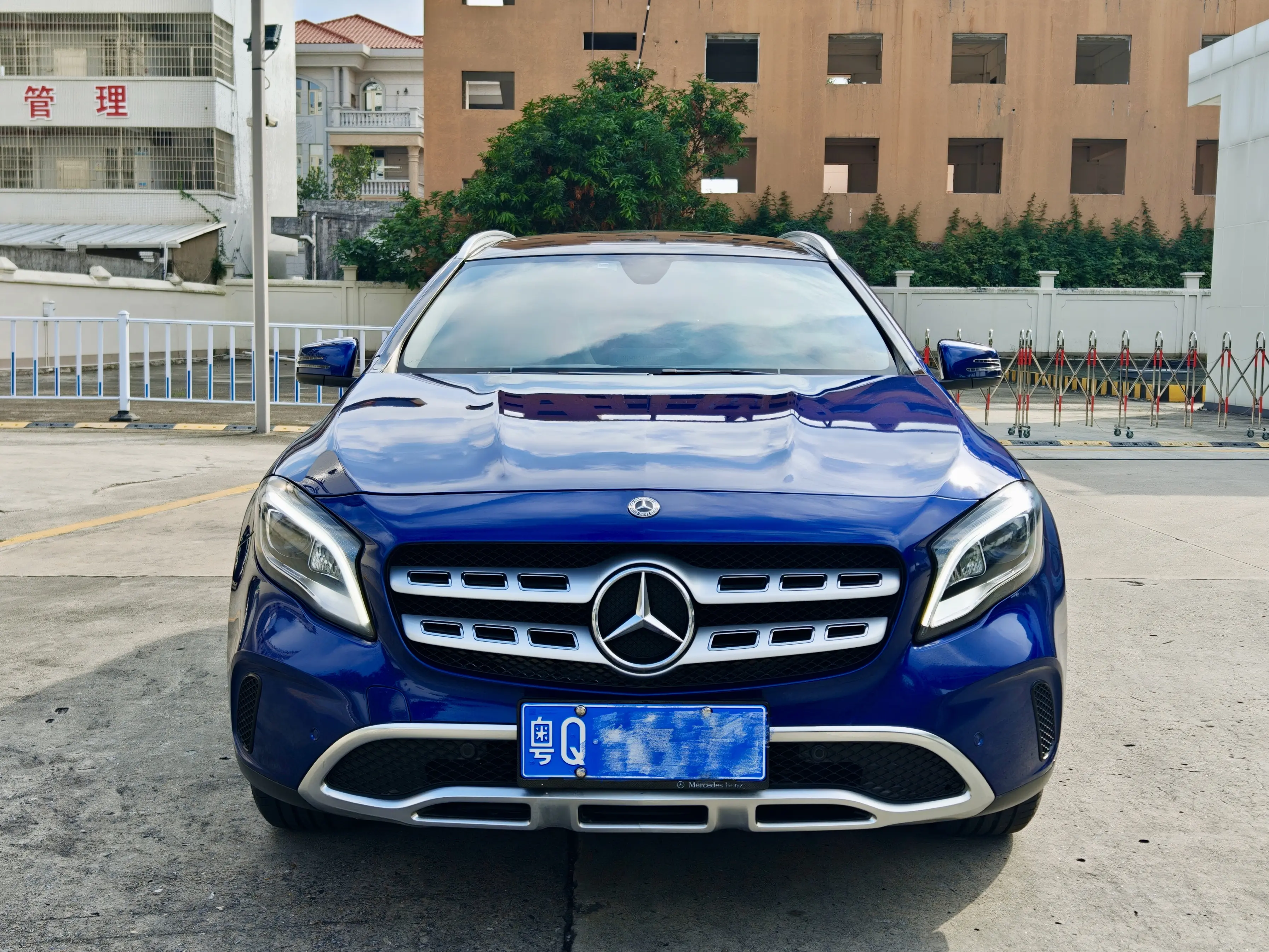 Mercedes-Benz GLA  из Китая
