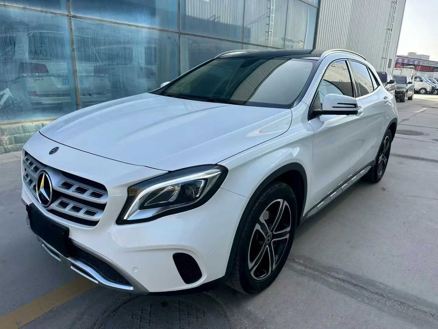 Mercedes-Benz GLA  из Китая