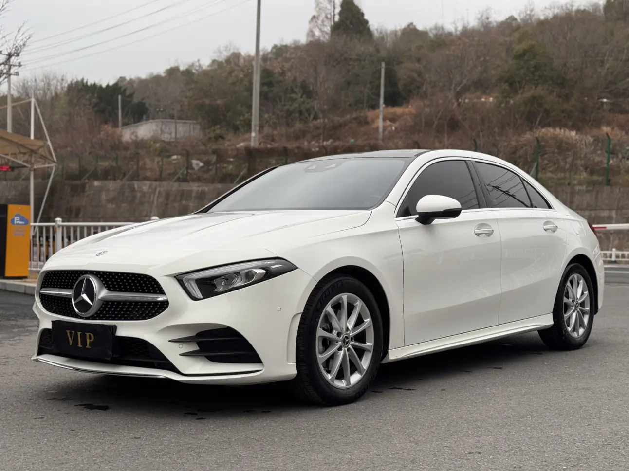 Mercedes-Benz Mercedes Benz A Class  из Китая