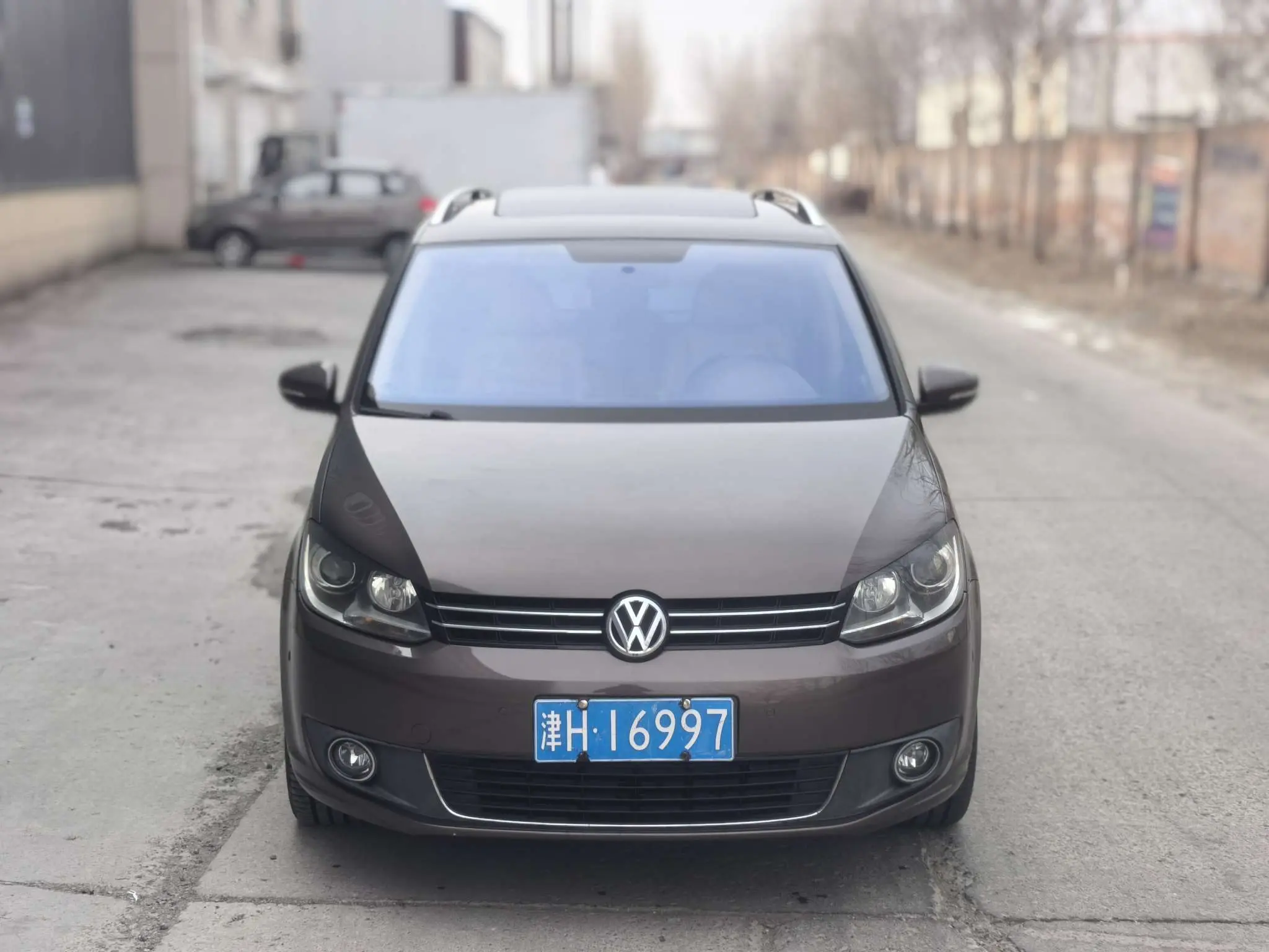Volkswagen Touran  из Китая