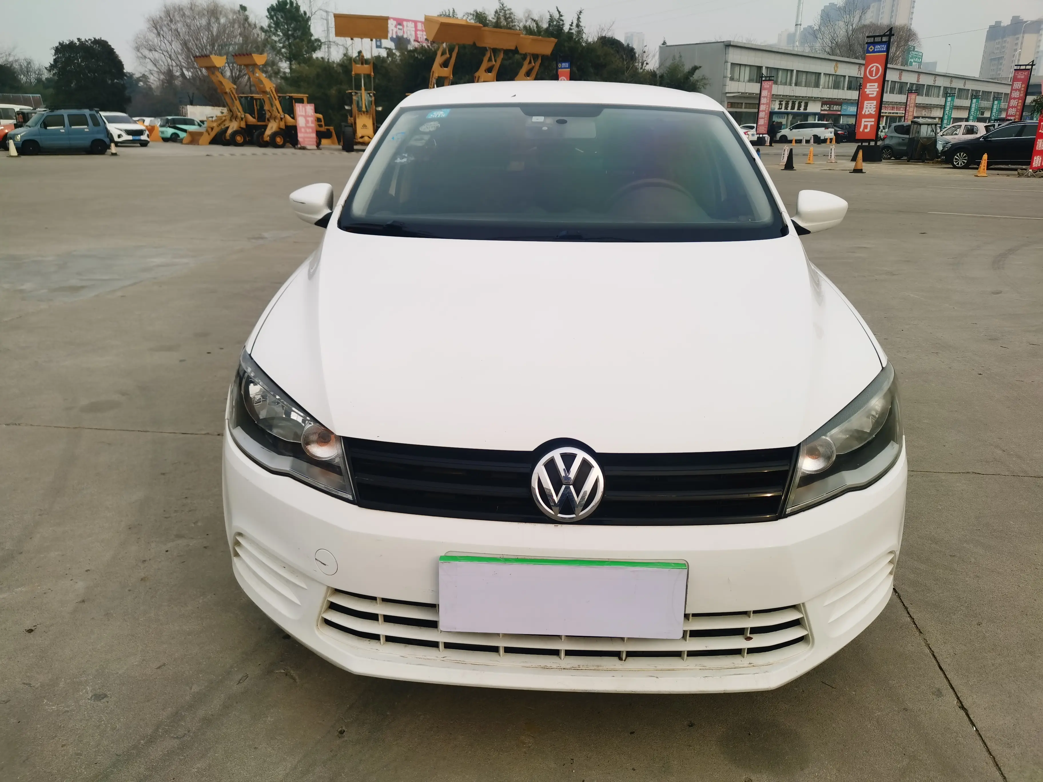 Volkswagen Jetta  из Китая