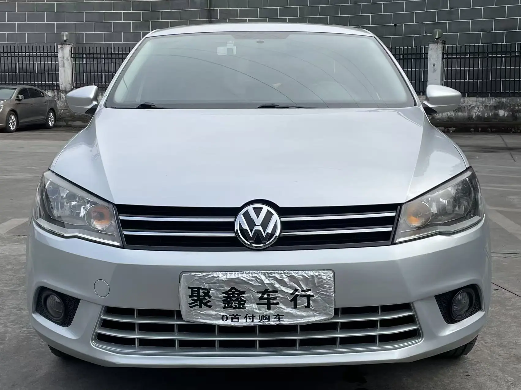 Volkswagen Jetta  из Китая