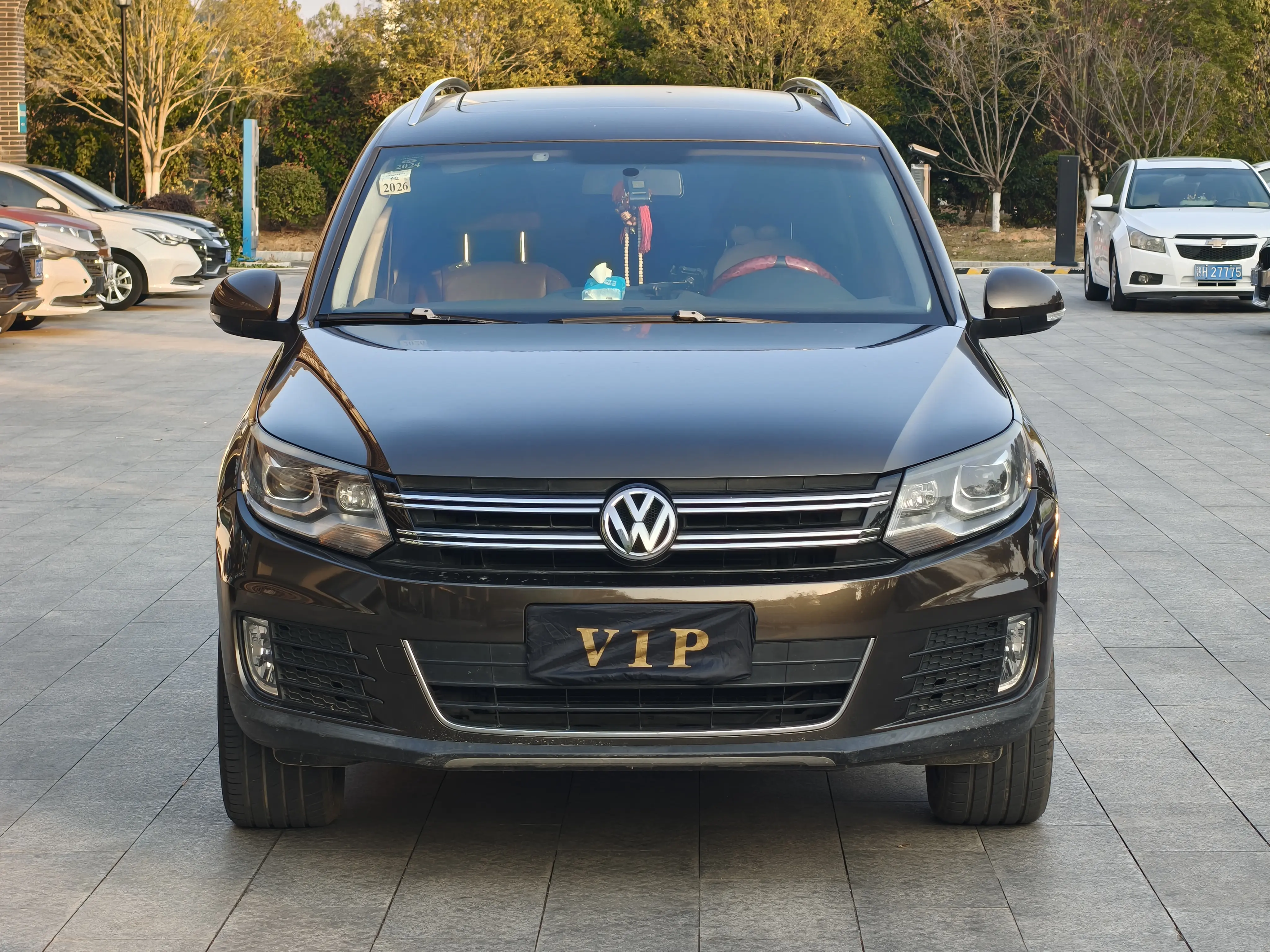 Volkswagen Tiguan  из Китая