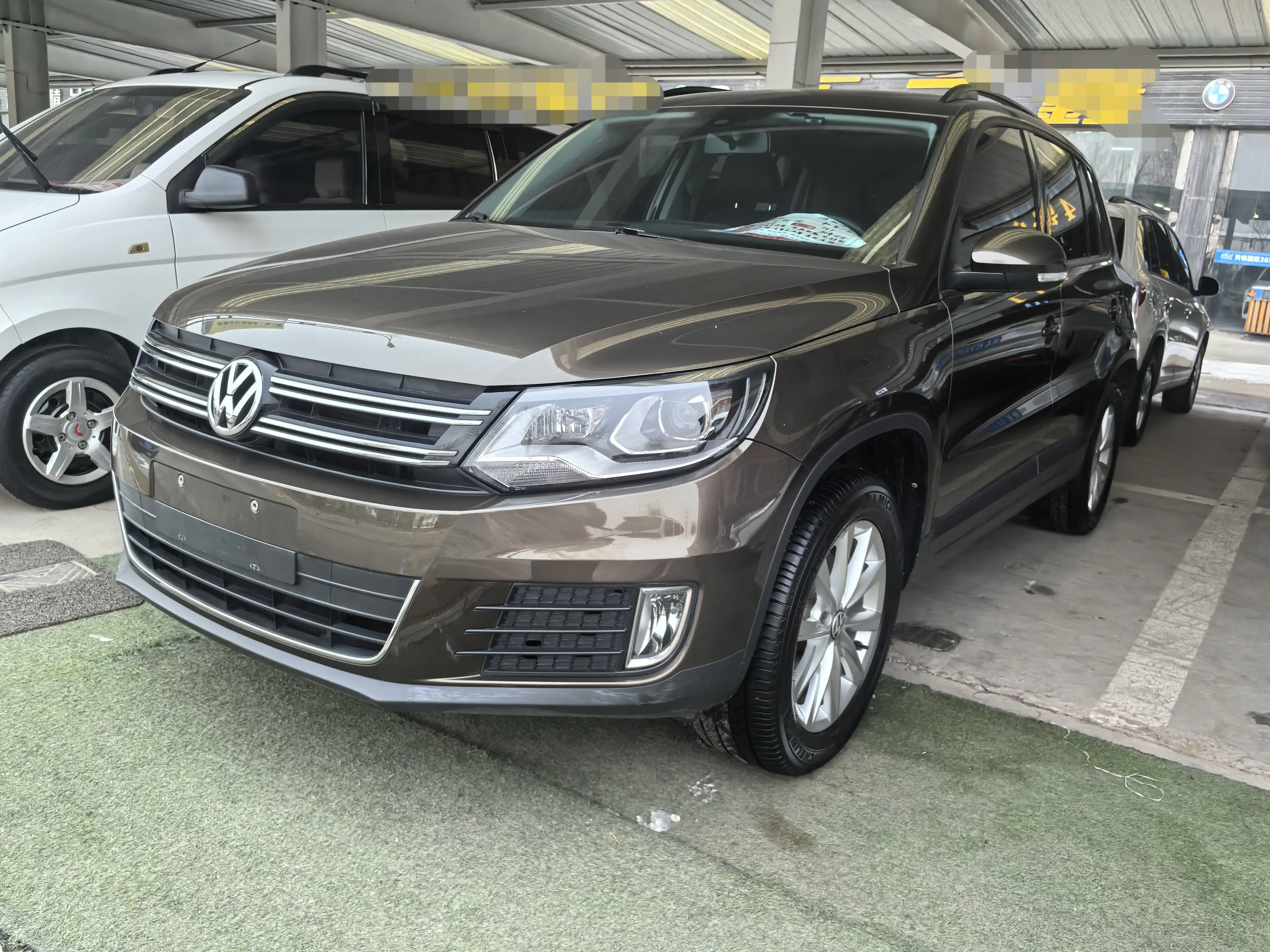 Volkswagen Tiguan  из Китая