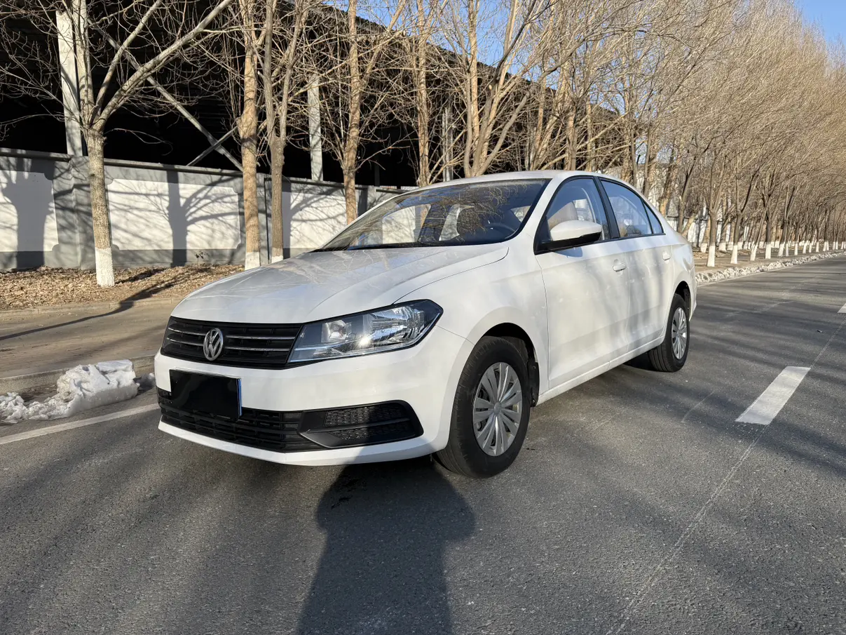 Volkswagen Santana  из Китая