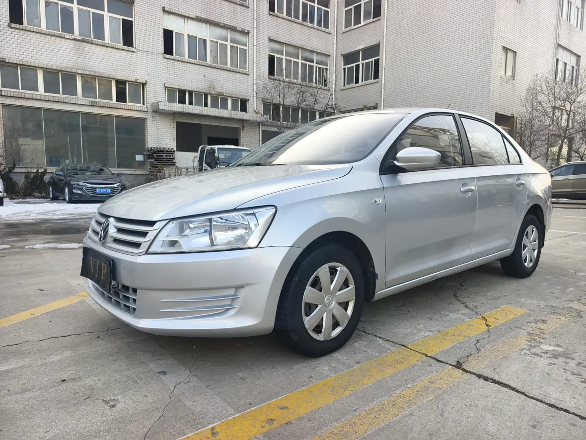 Volkswagen Santana  из Китая