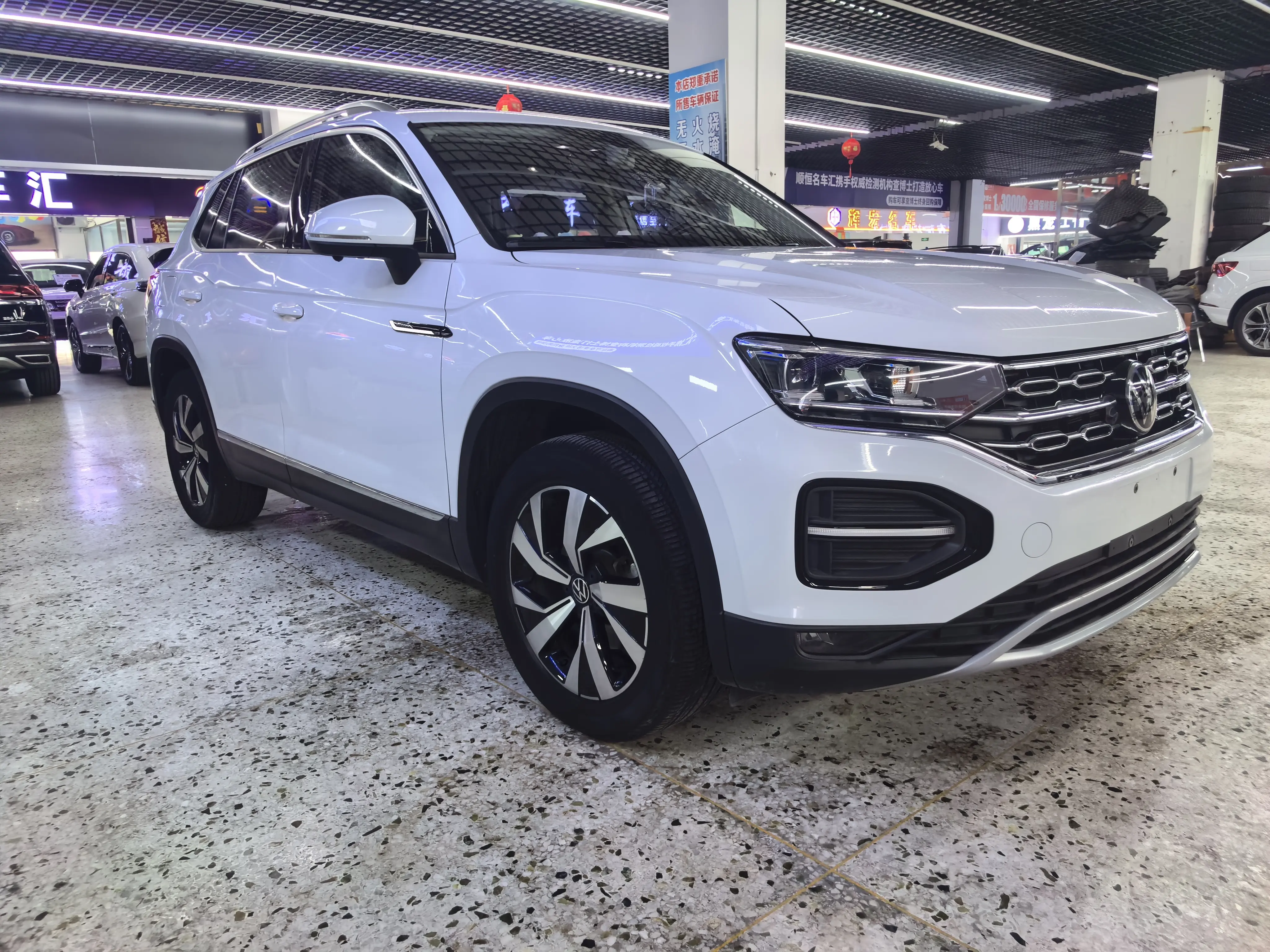 Volkswagen Tayron  из Китая