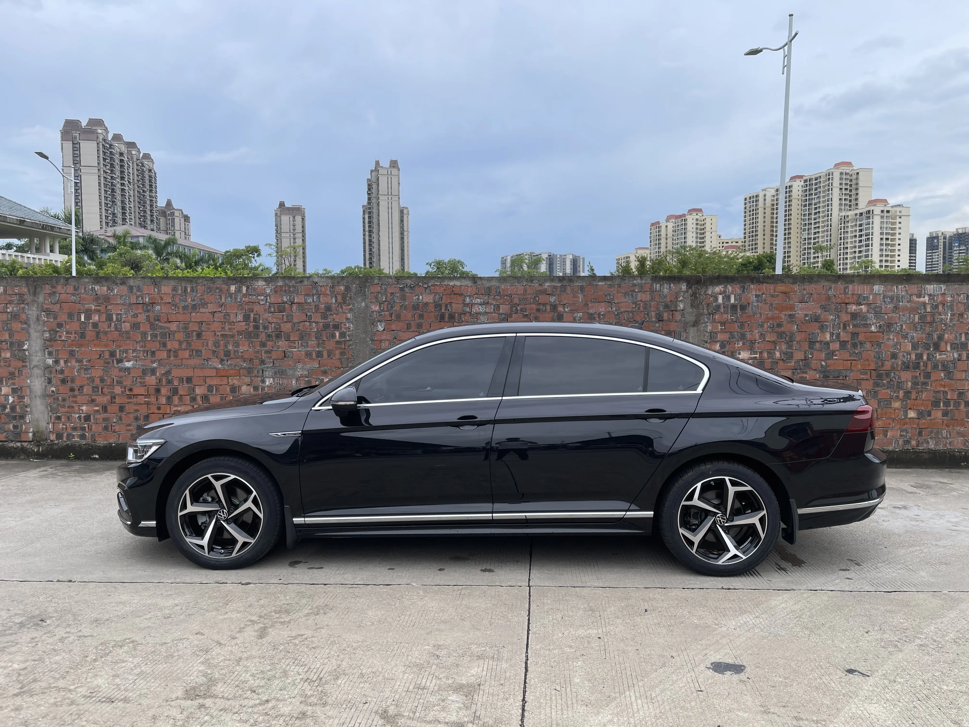 Volkswagen Magotan  из Китая