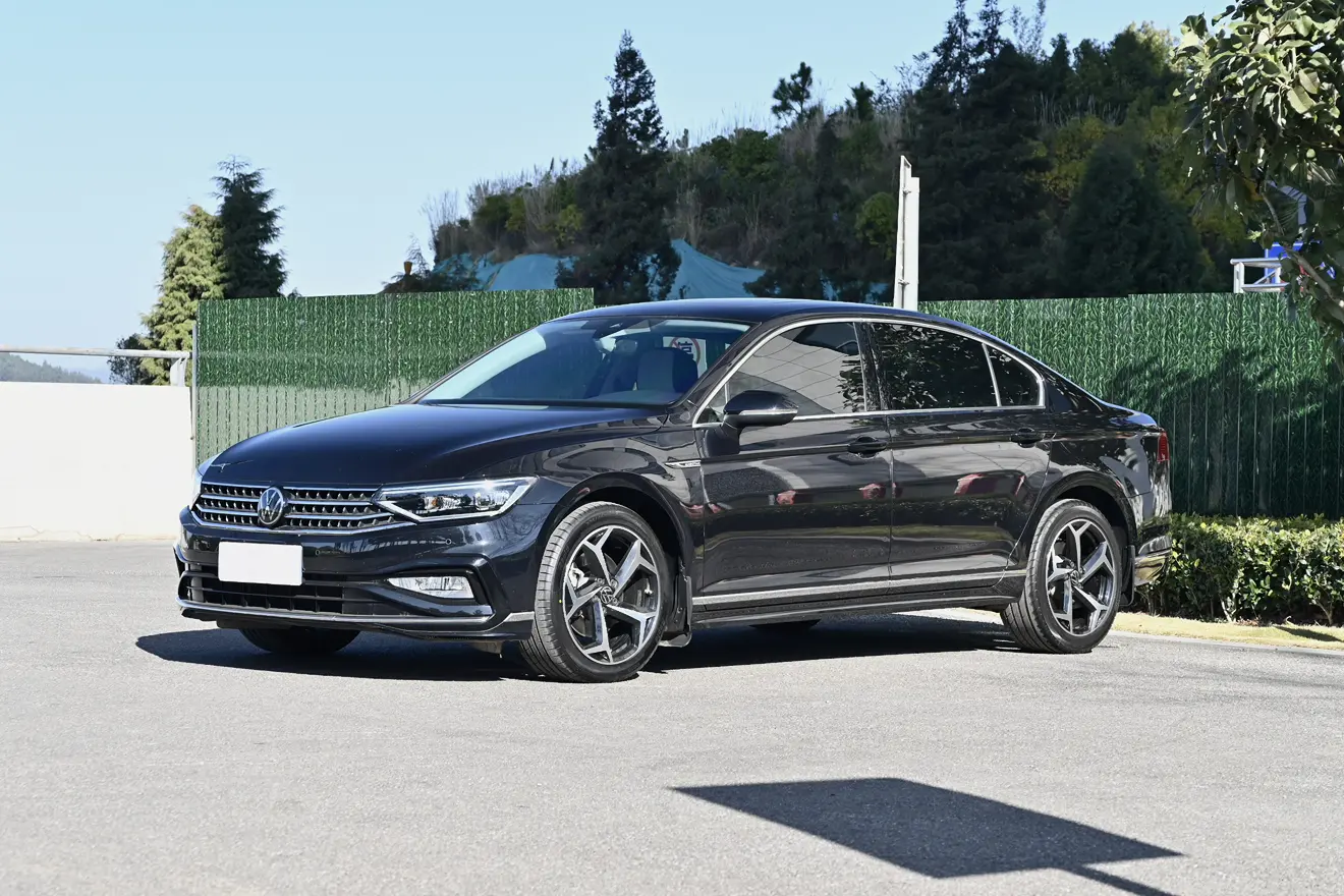 Volkswagen Magotan  из Китая