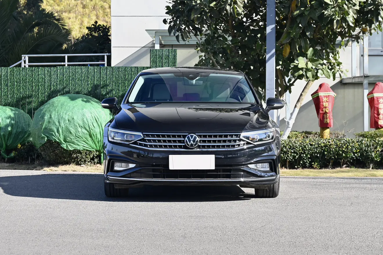 Volkswagen Magotan  из Китая