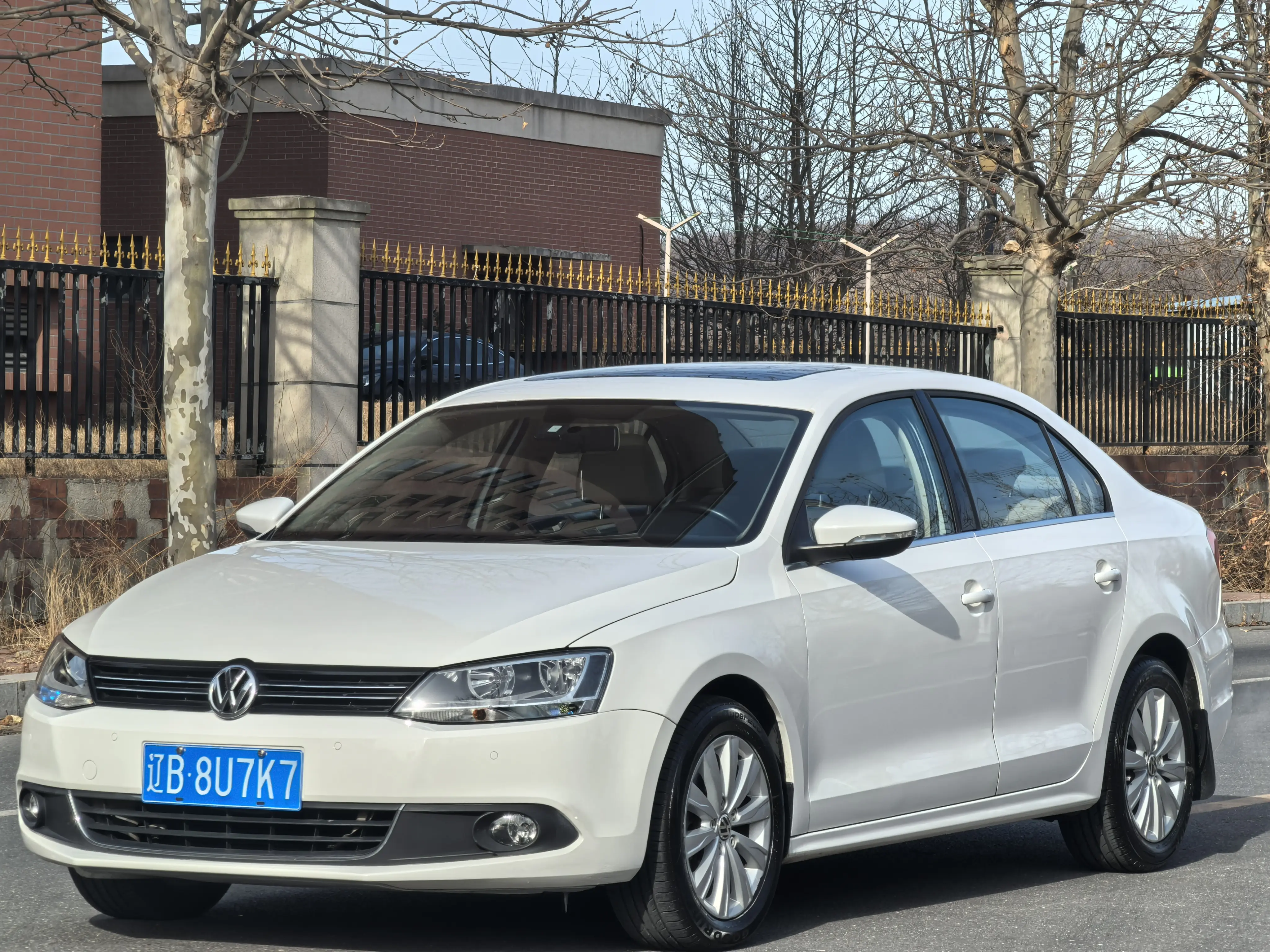 Volkswagen Sagitar  из Китая