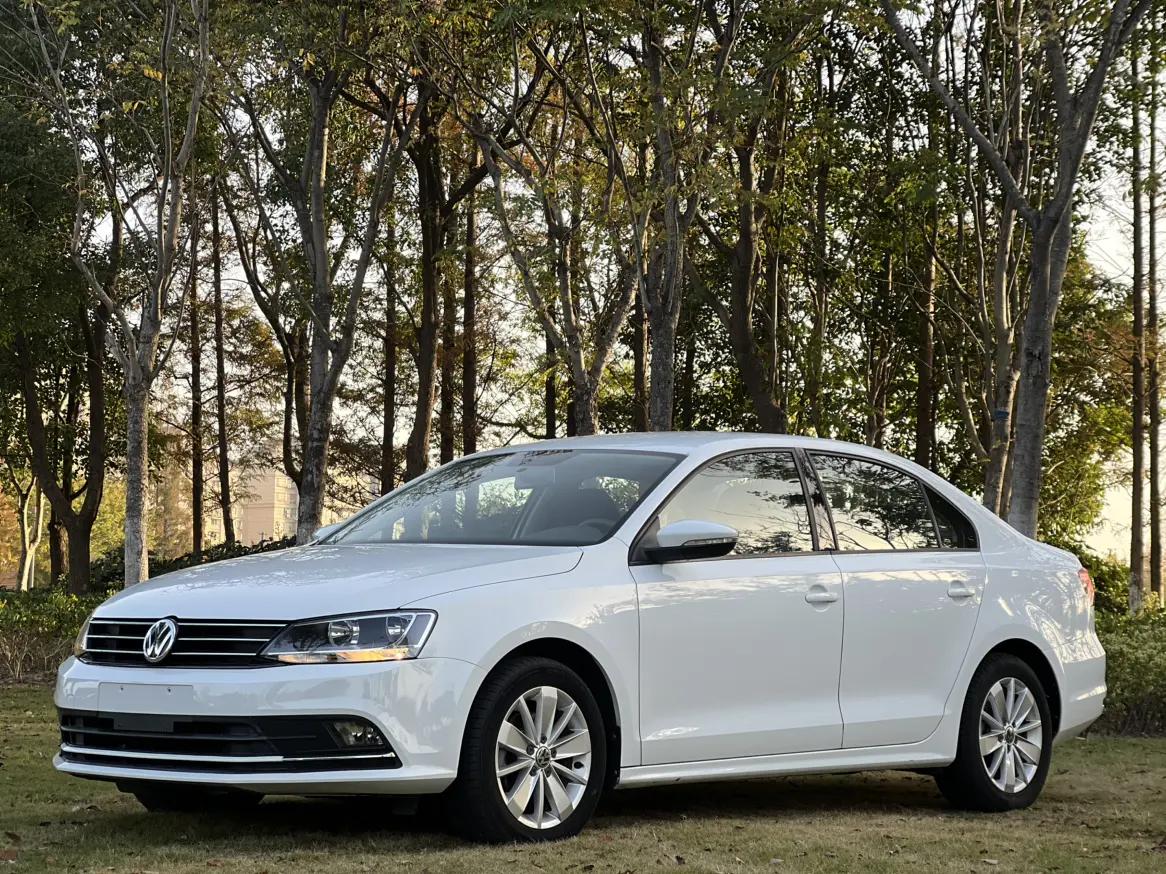 Volkswagen Sagitar  из Китая