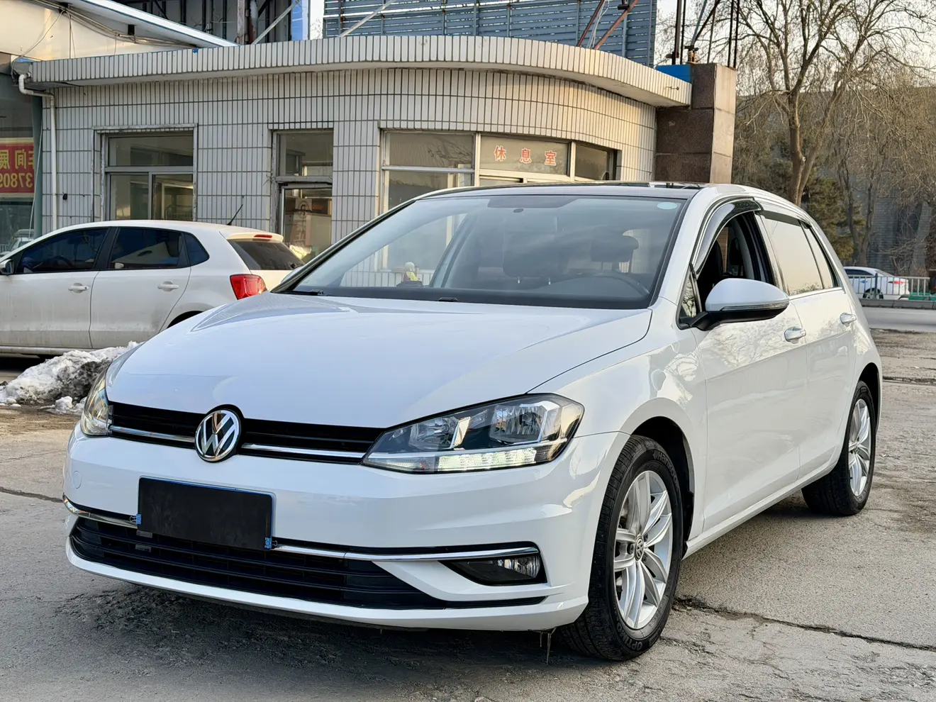 Volkswagen Golf  из Китая