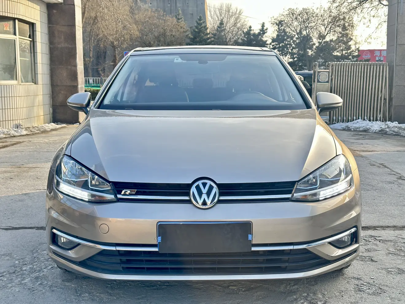 Volkswagen Golf  из Китая