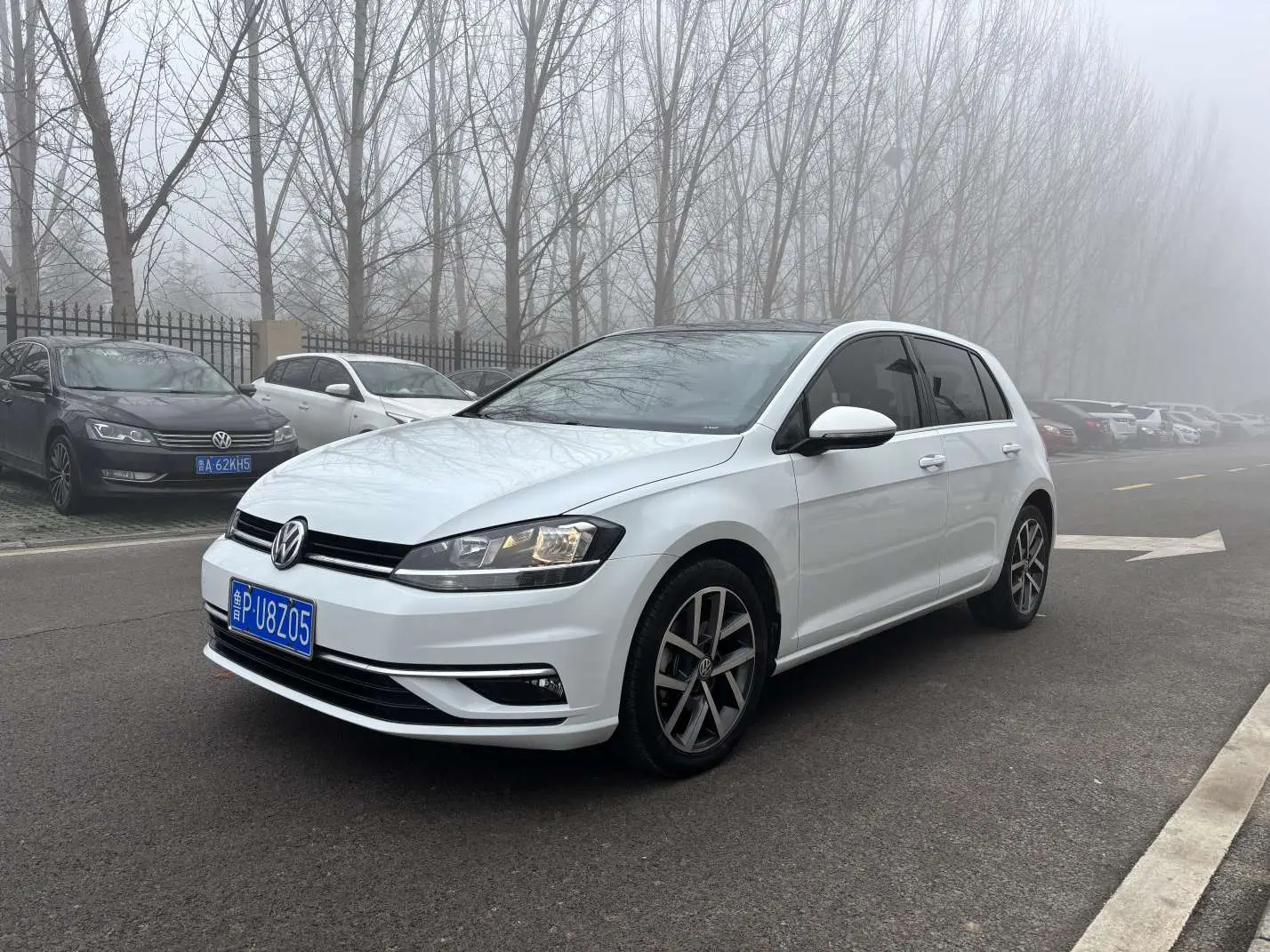 Volkswagen Golf  из Китая