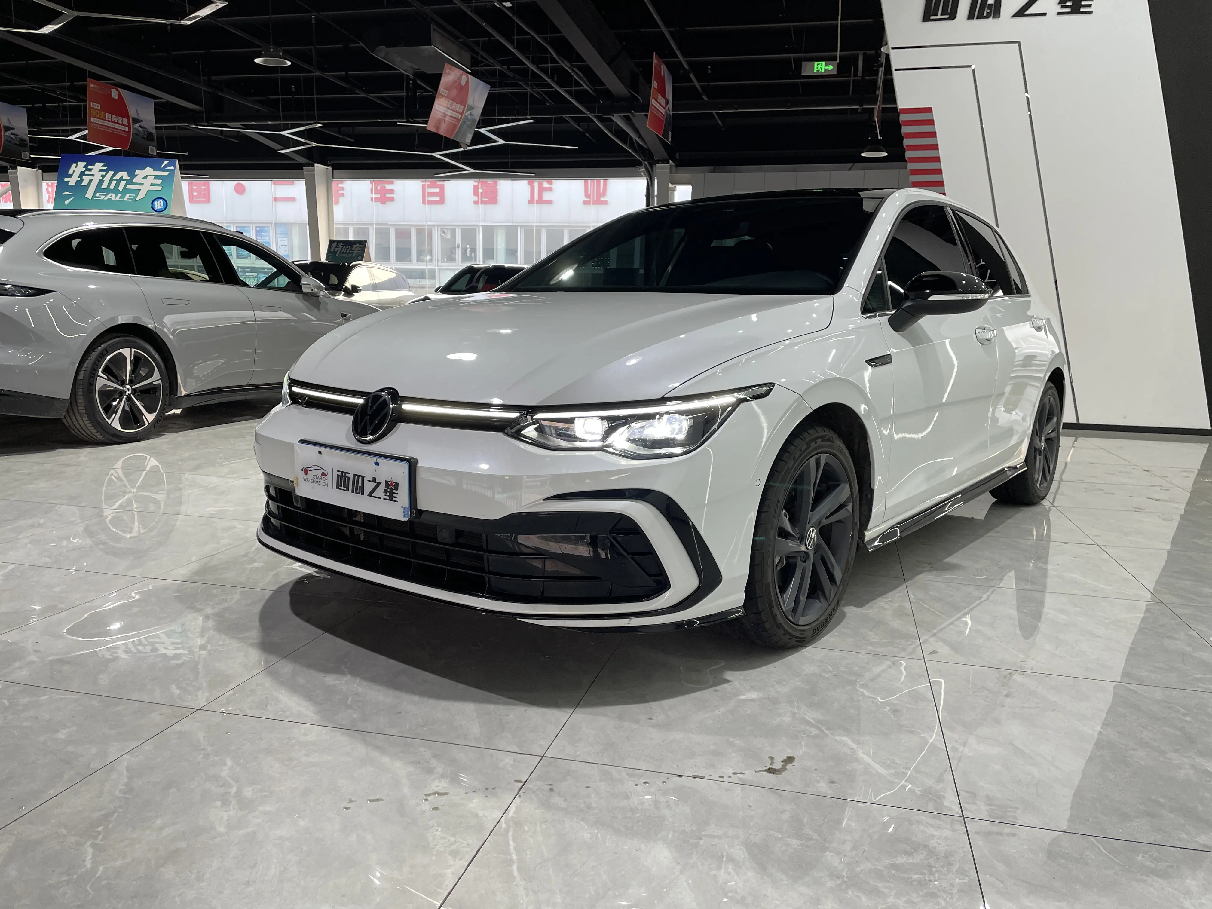 Volkswagen Golf  из Китая