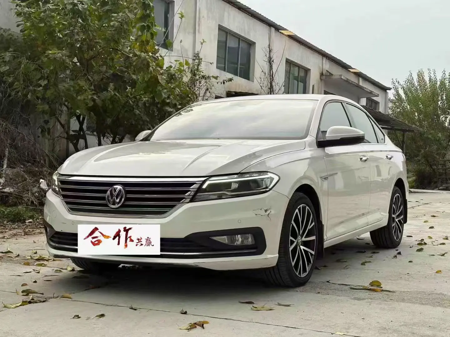 Volkswagen Lavida  из Китая