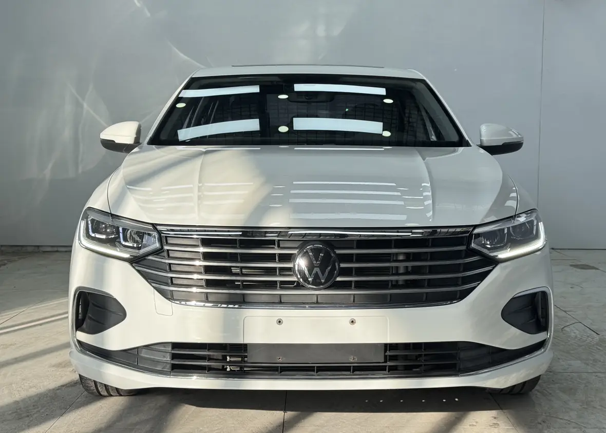 Volkswagen Lavida  из Китая