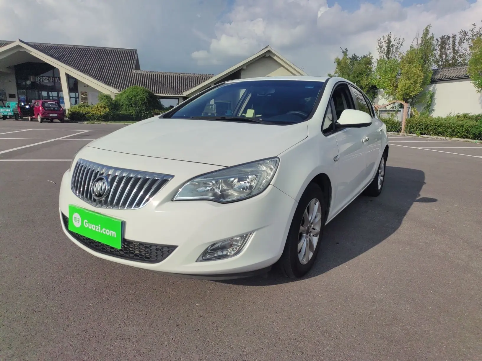 Buick Yinglang  из Китая