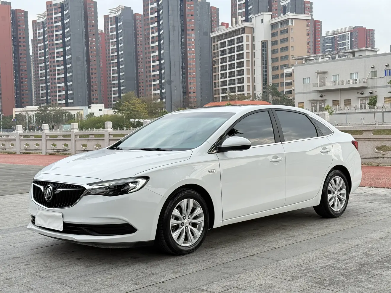 Buick Yinglang  из Китая