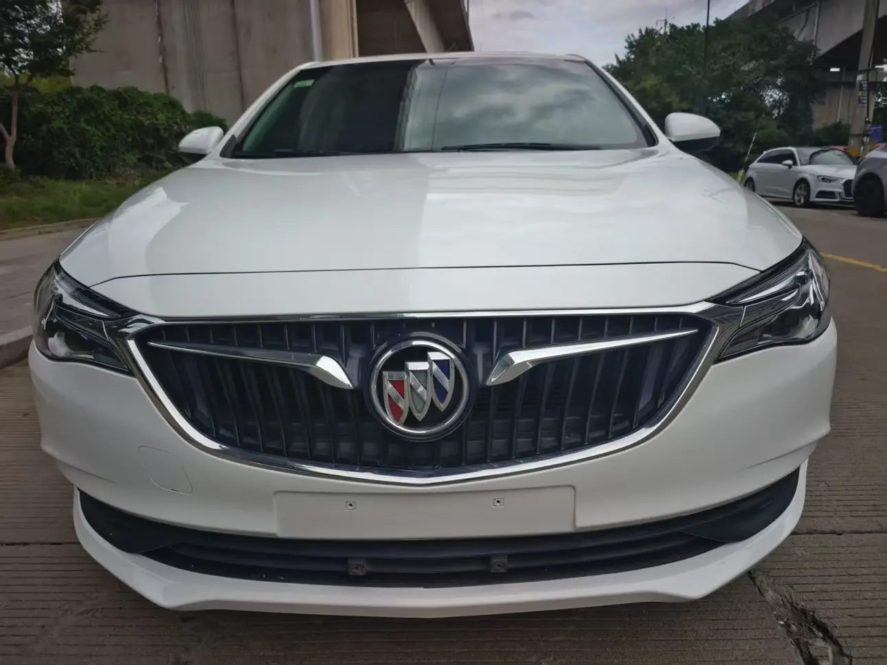 Buick Yinglang  из Китая