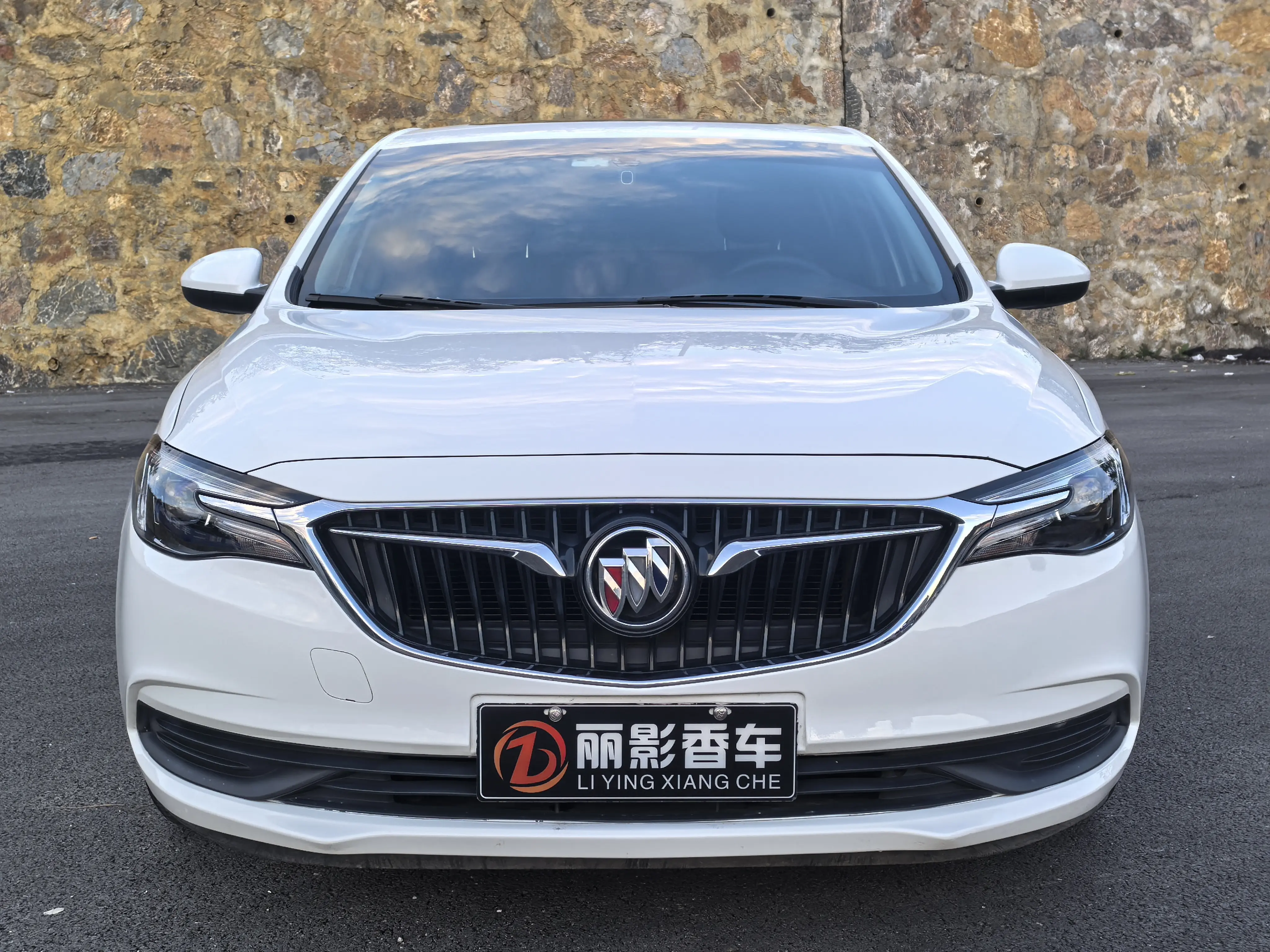 Buick Yinglang  из Китая