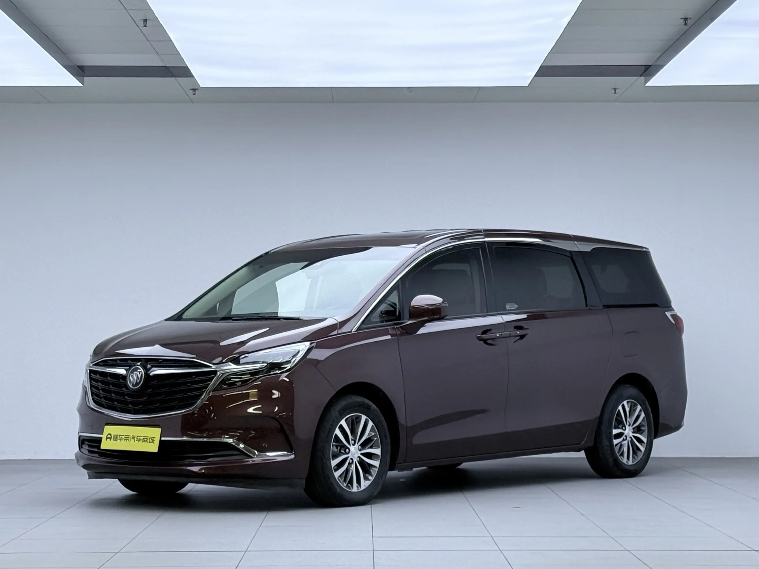 Buick GL8  из Китая