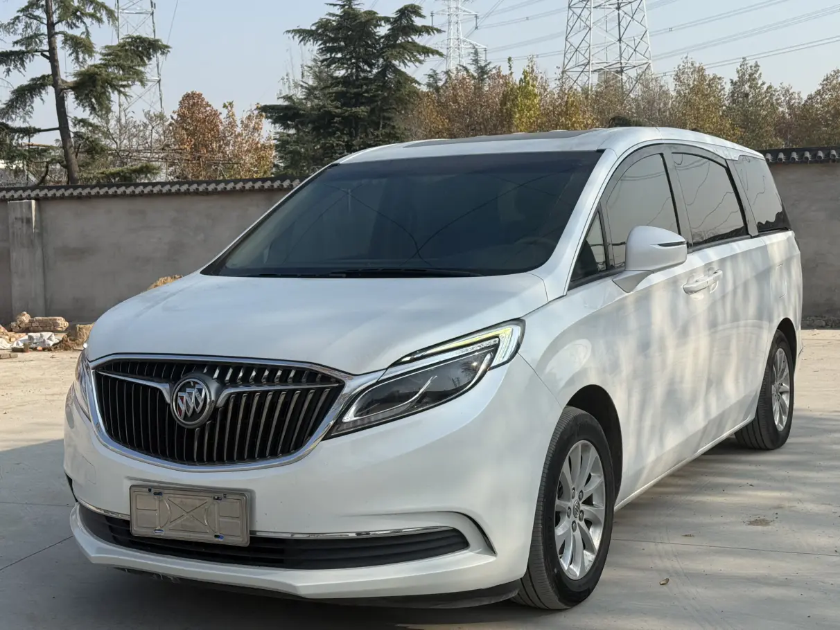 Buick GL8  из Китая