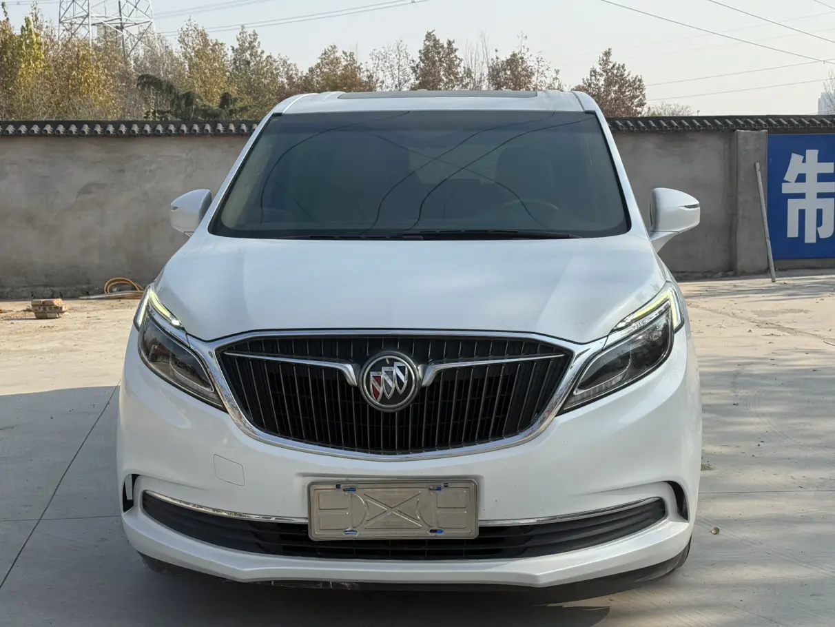 Buick GL8  из Китая